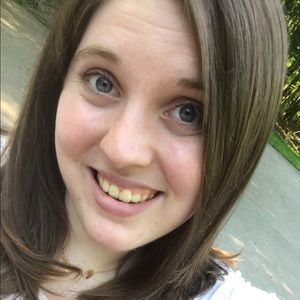 Meet your Posher, Lindsey